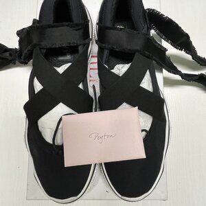 Red Valentino Garavani Ballerina Flats Women